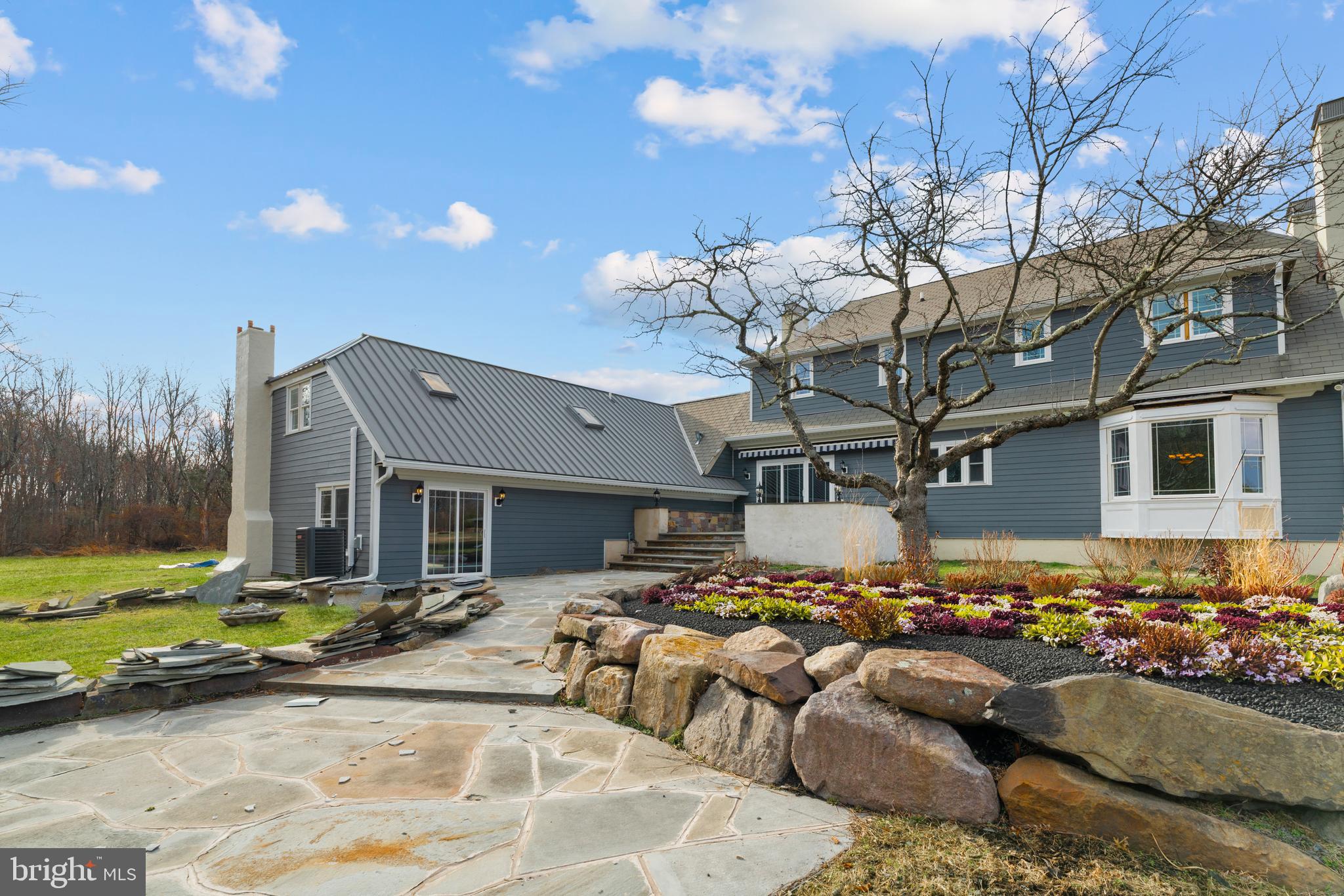 UPPER BLACK EDDY - Residential