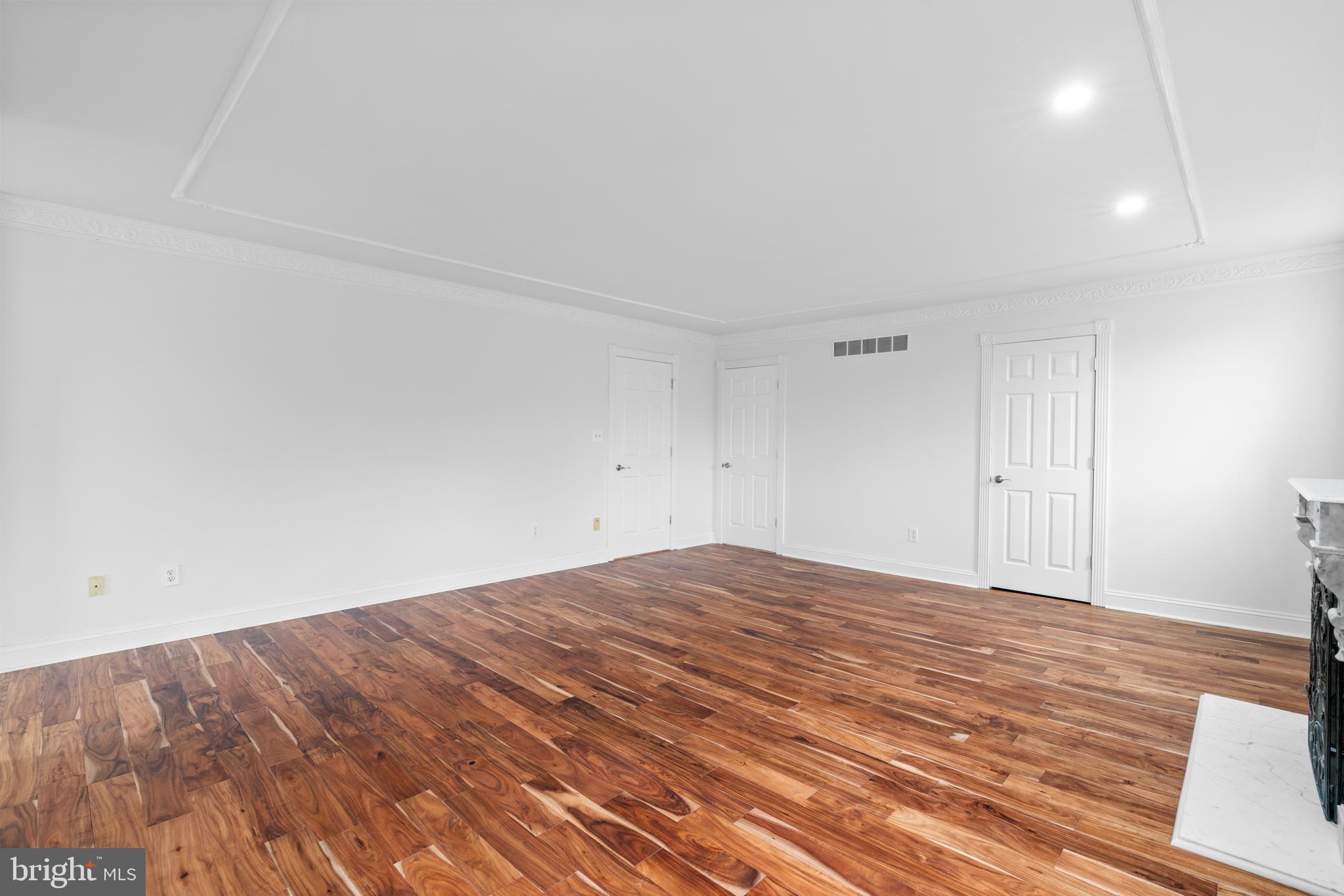 UPPER BLACK EDDY - Residential