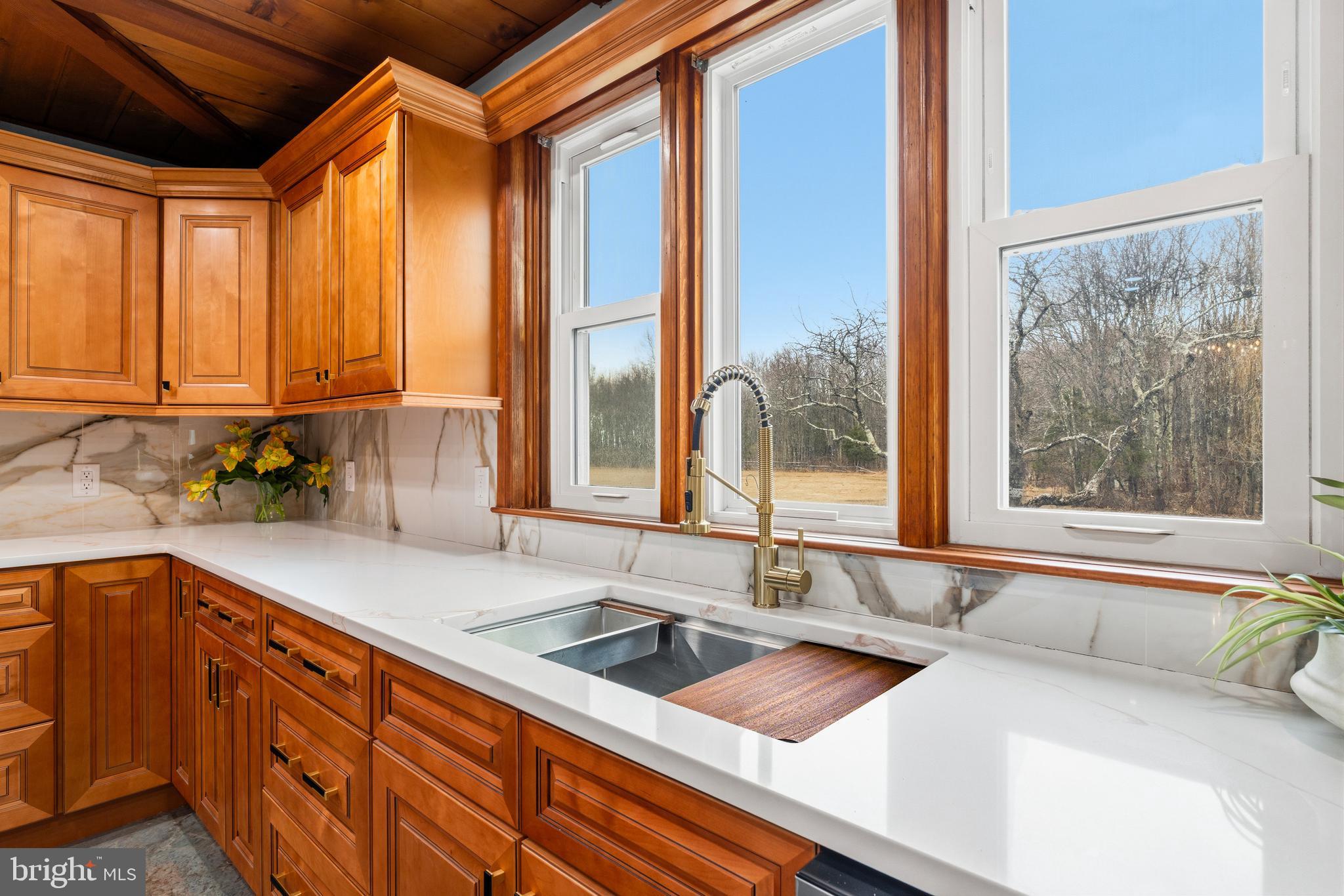 UPPER BLACK EDDY - Residential