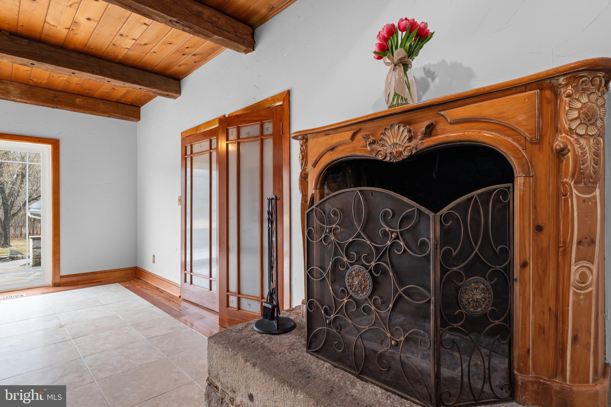 UPPER BLACK EDDY - Residential