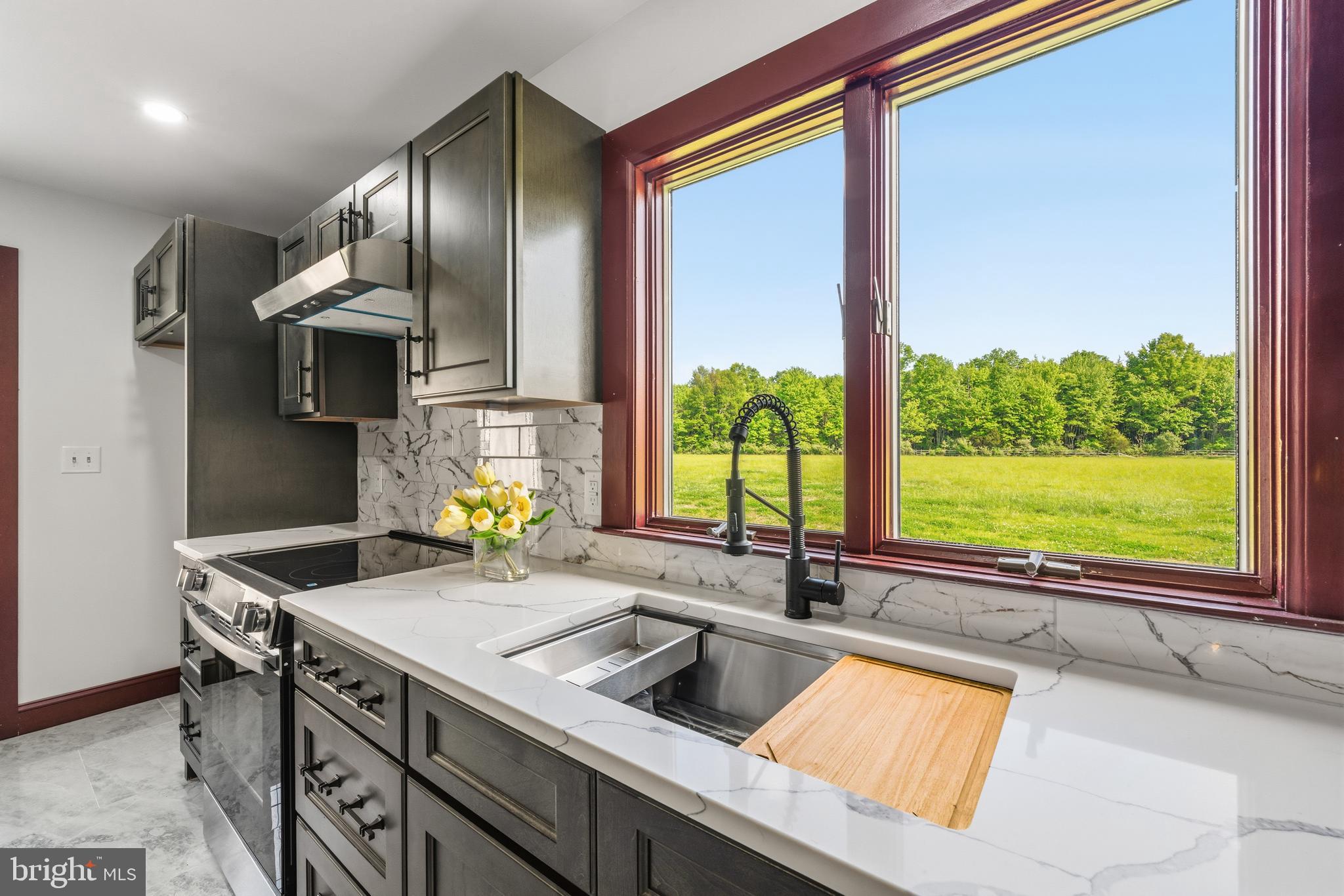 UPPER BLACK EDDY - Residential