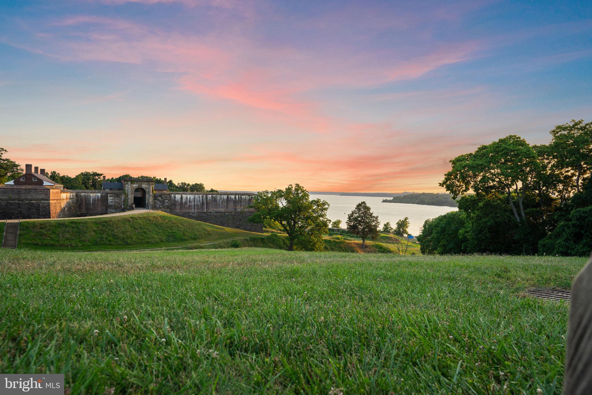 TANTALLON HILLS - Residential