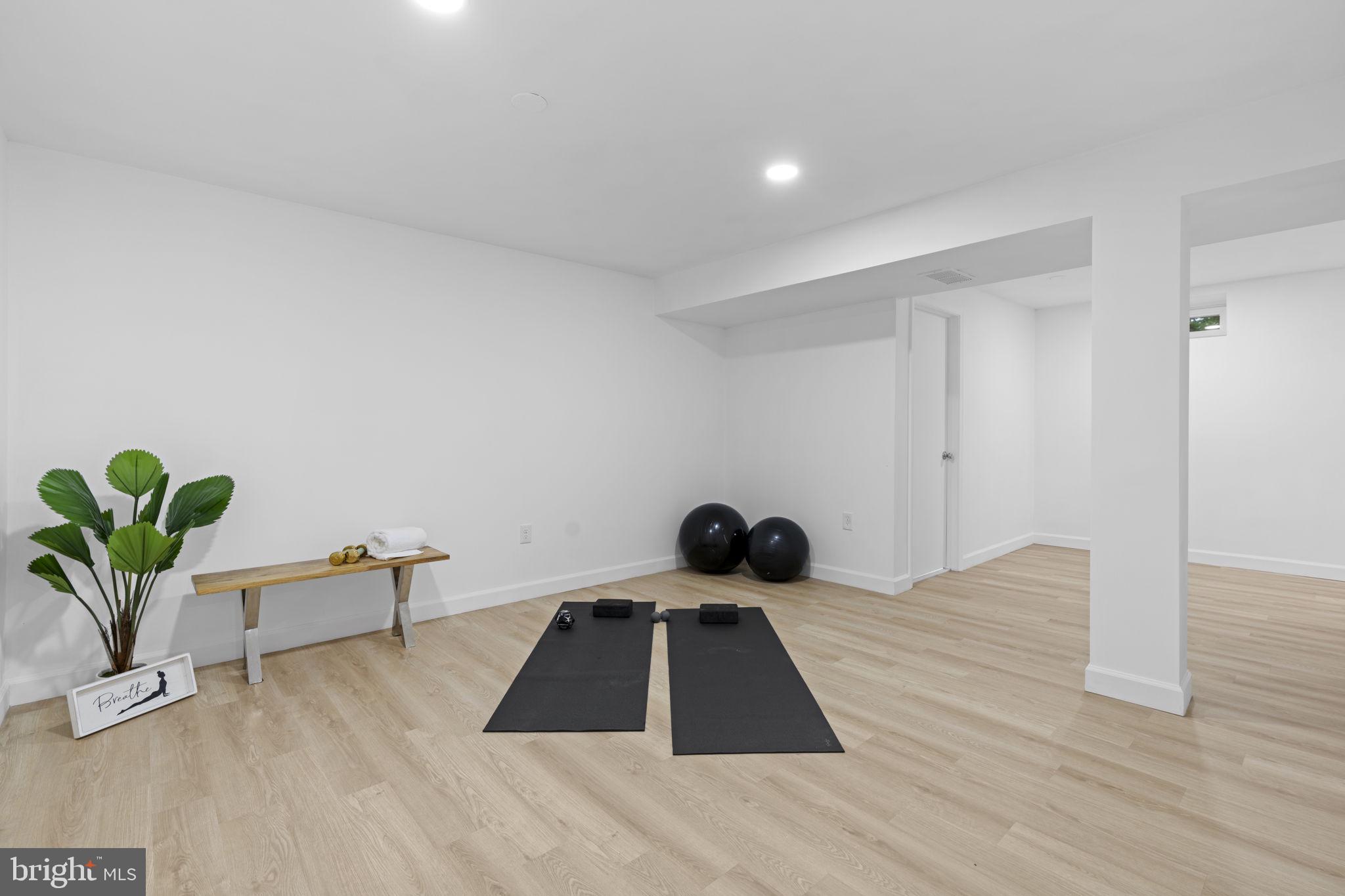 TANTALLON HILLS - Residential