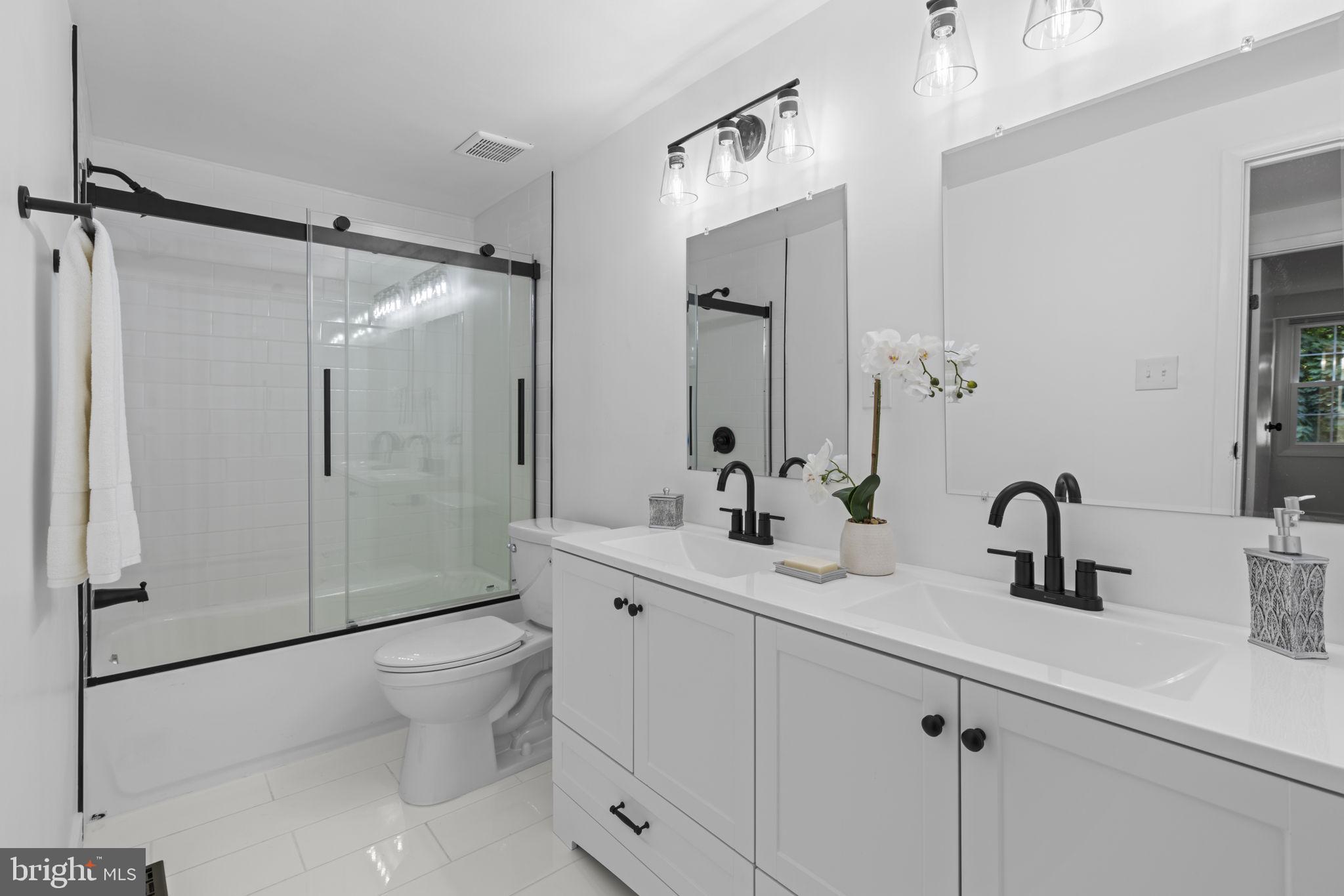 TANTALLON HILLS - Residential