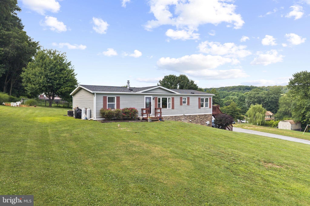 Photo of 966 Buck Road, QUARRYVILLE, PA 17566 (MLS # PALA2092016)