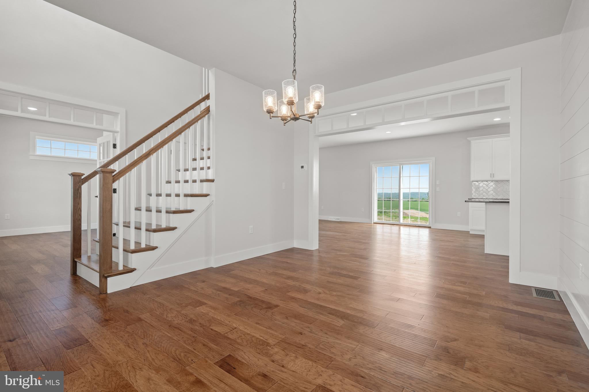 RIVER RIDGE HILLS - Residential