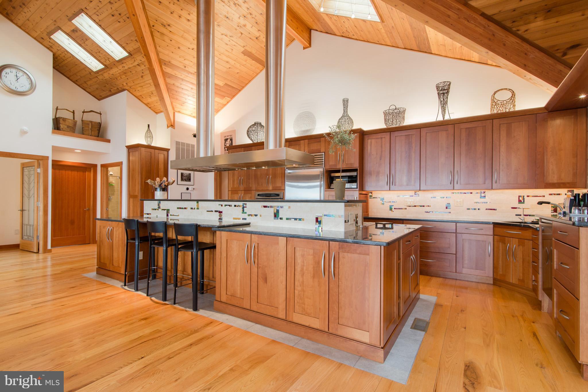 NESTLE BLUFF - Residential