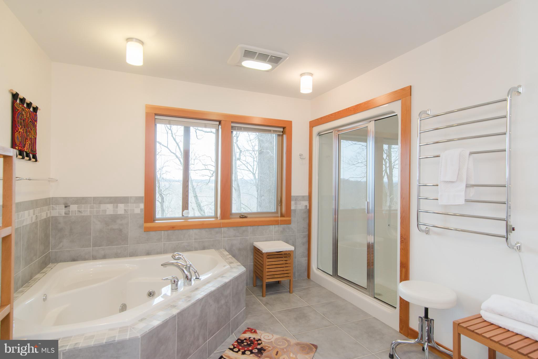 NESTLE BLUFF - Residential