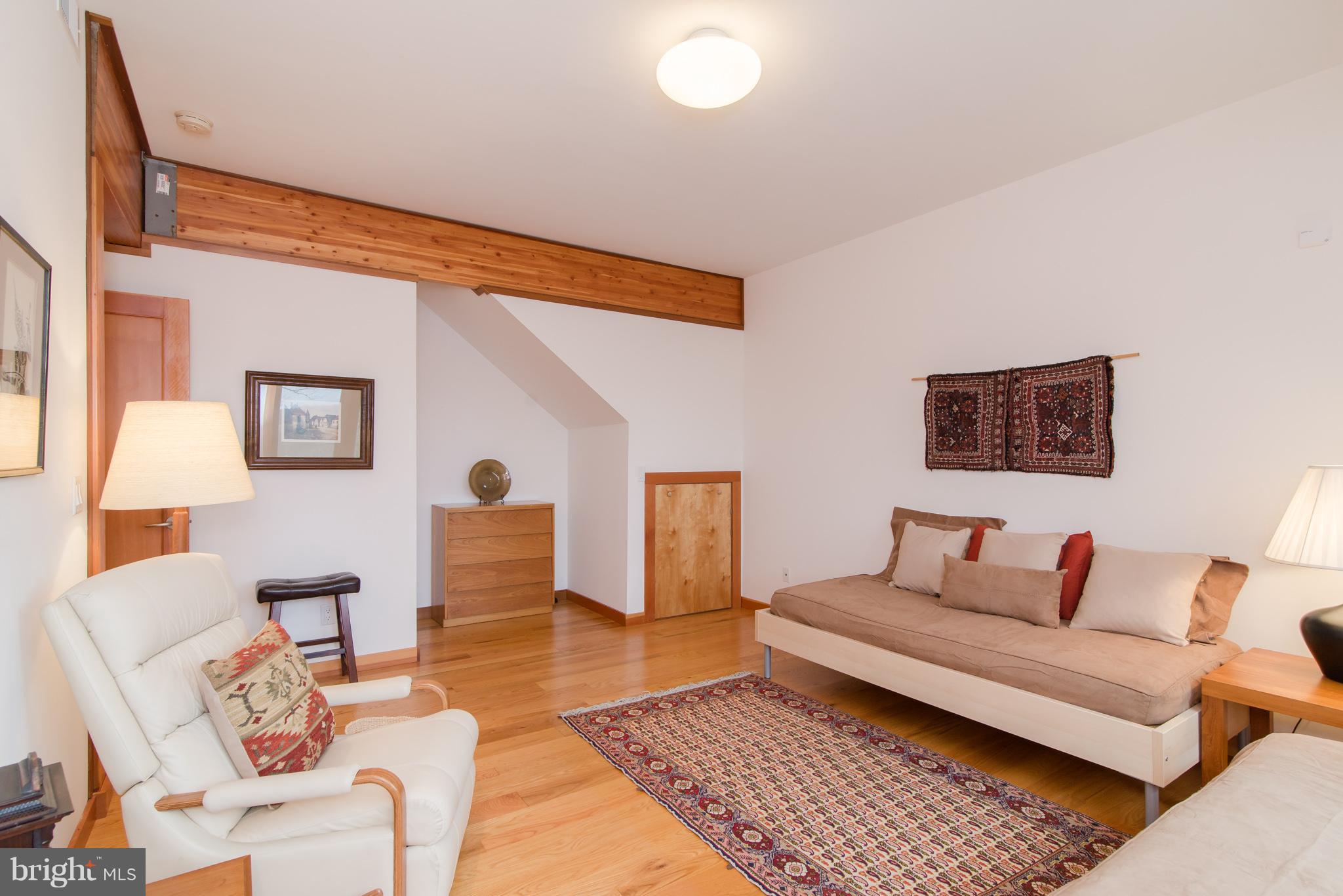 NESTLE BLUFF - Residential