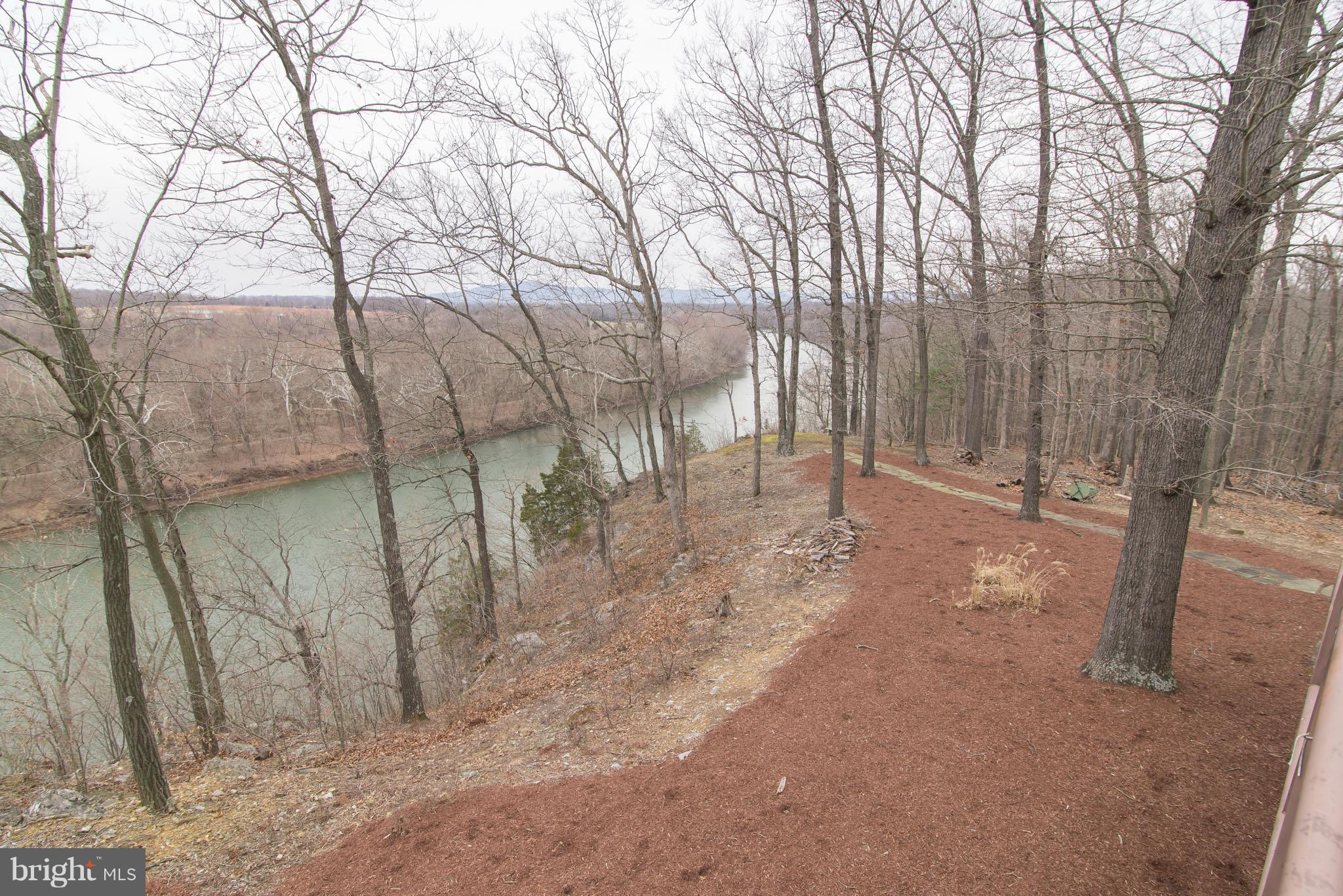 NESTLE BLUFF - Residential