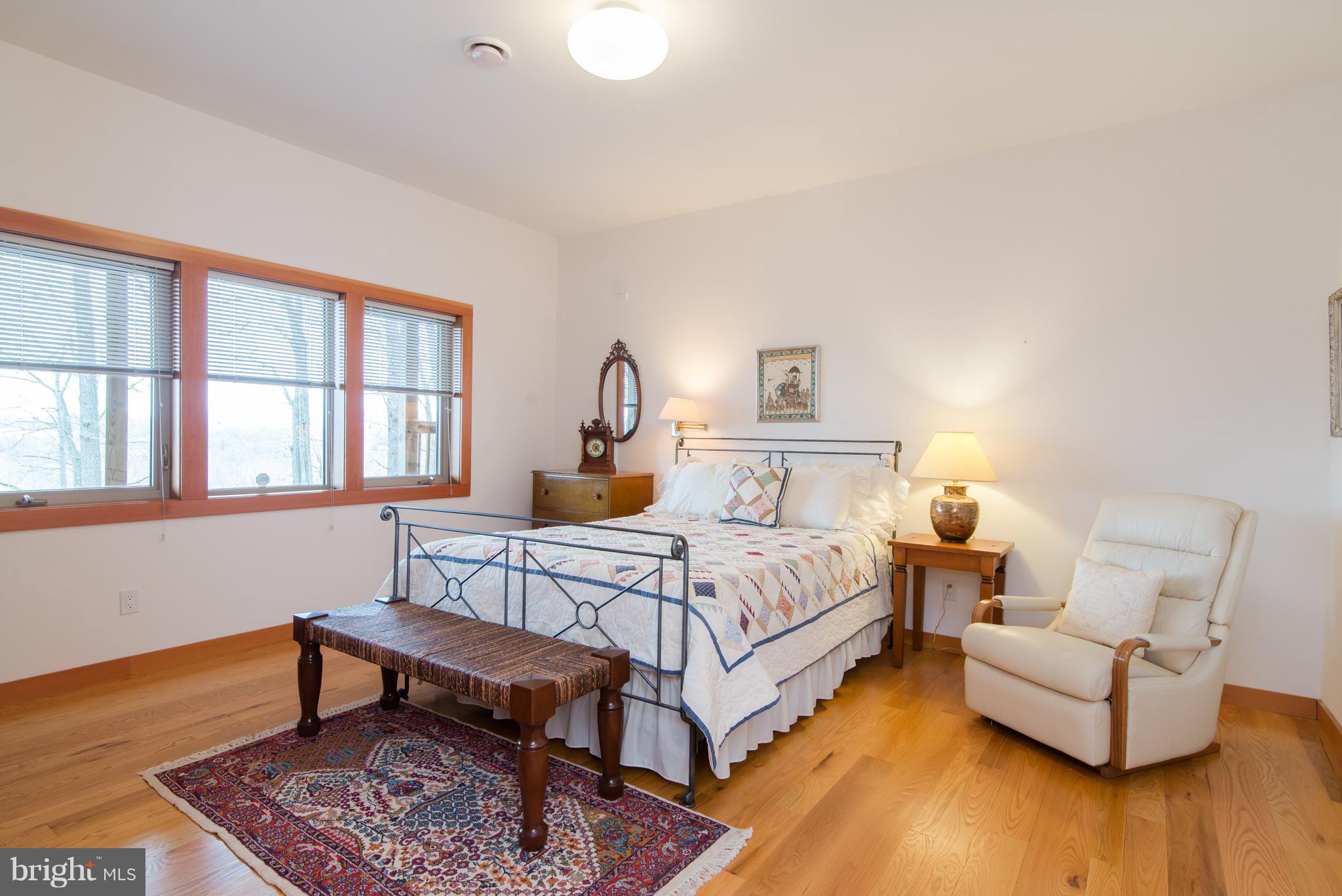 NESTLE BLUFF - Residential