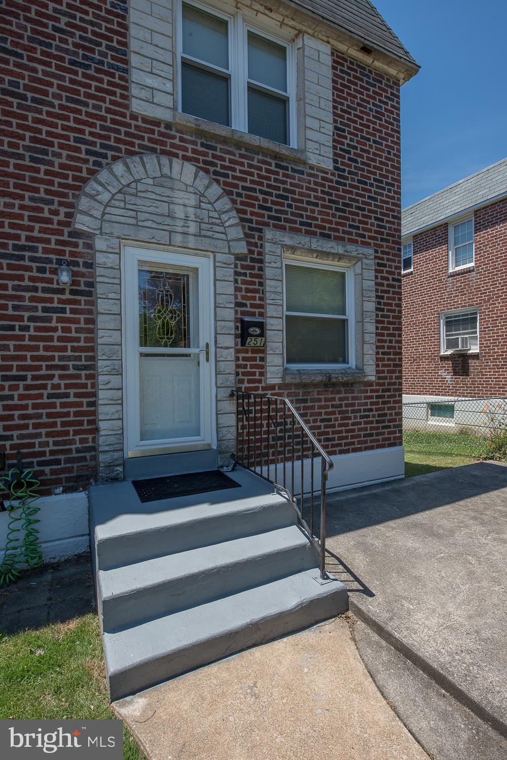 LEEDOM ESTS - Residential