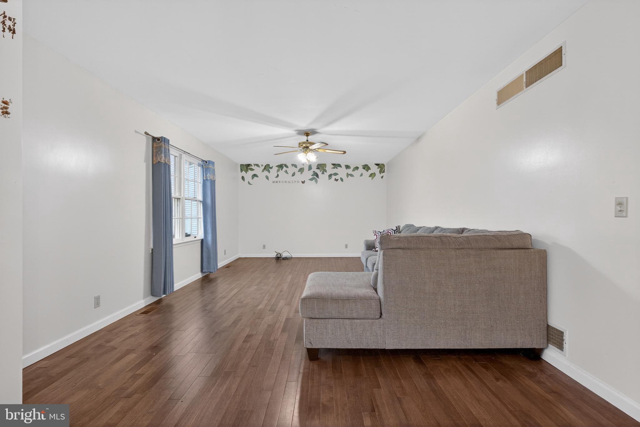 VICTORIA GLEN - Residential