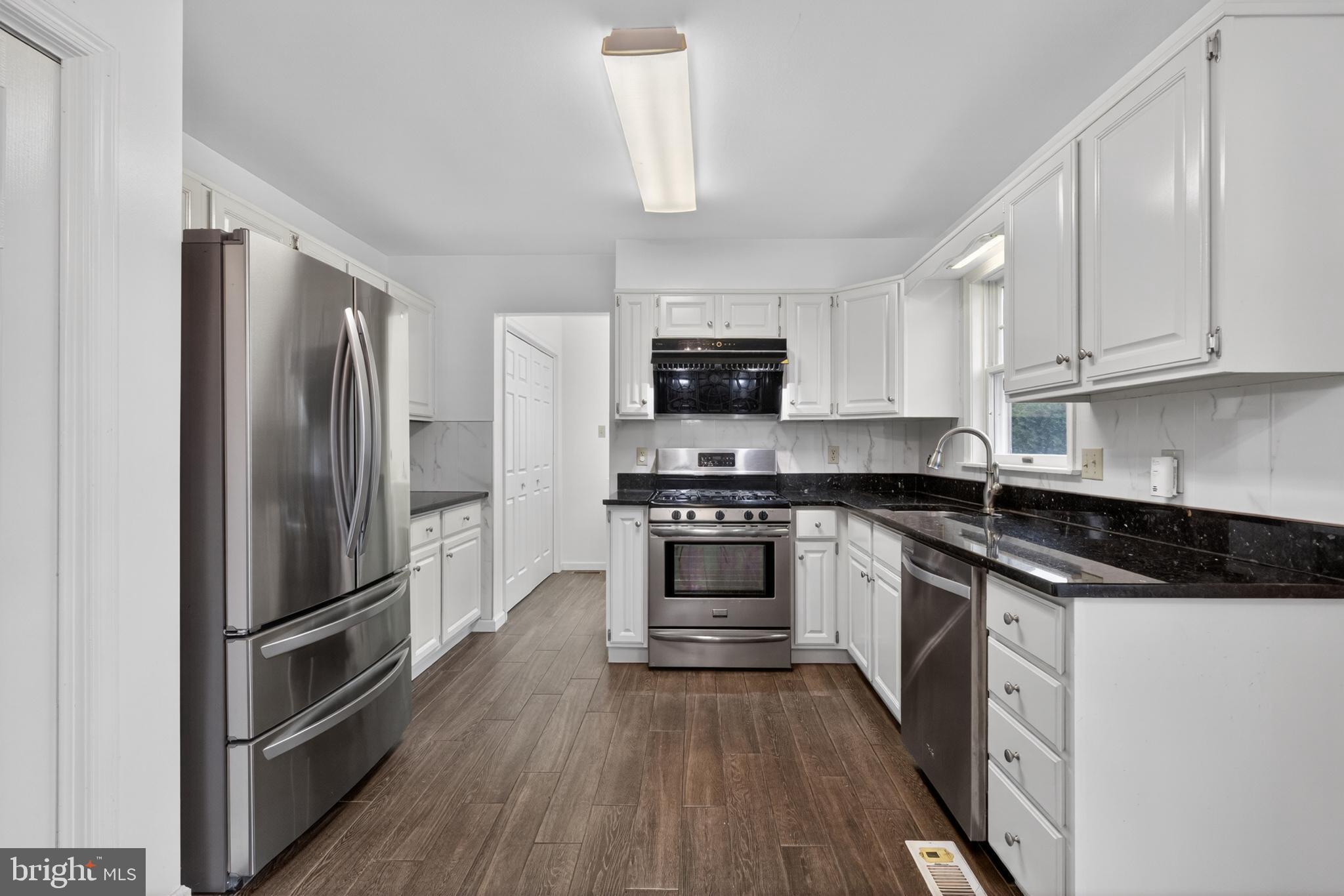 VICTORIA GLEN - Residential