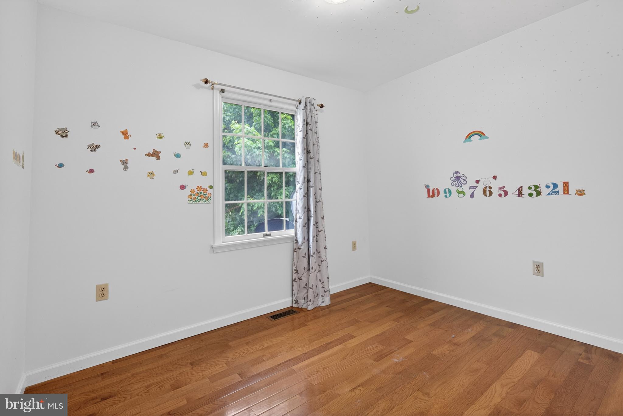 VICTORIA GLEN - Residential