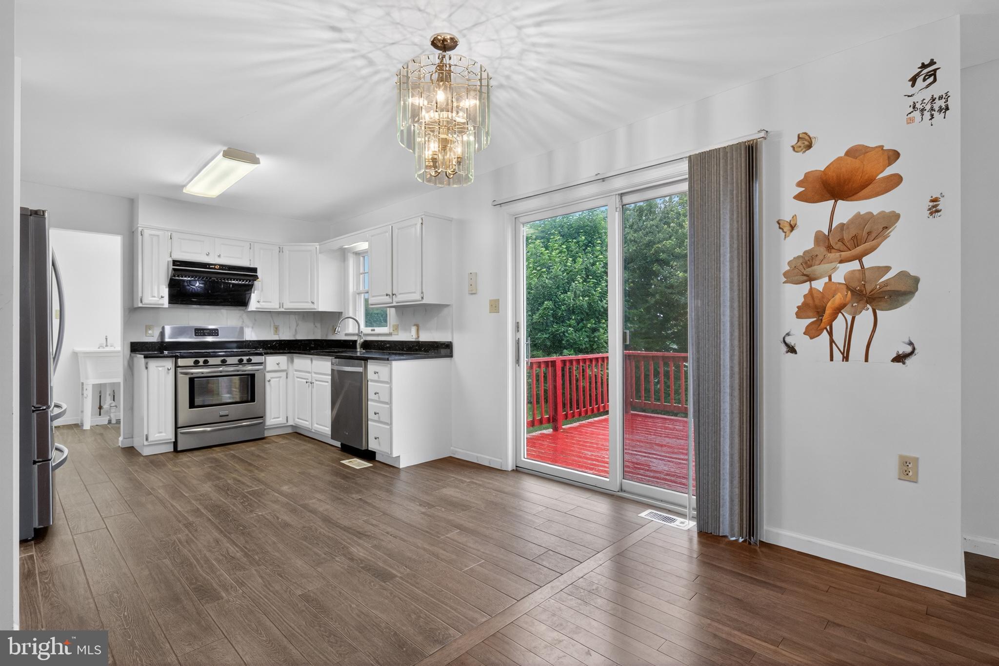 VICTORIA GLEN - Residential