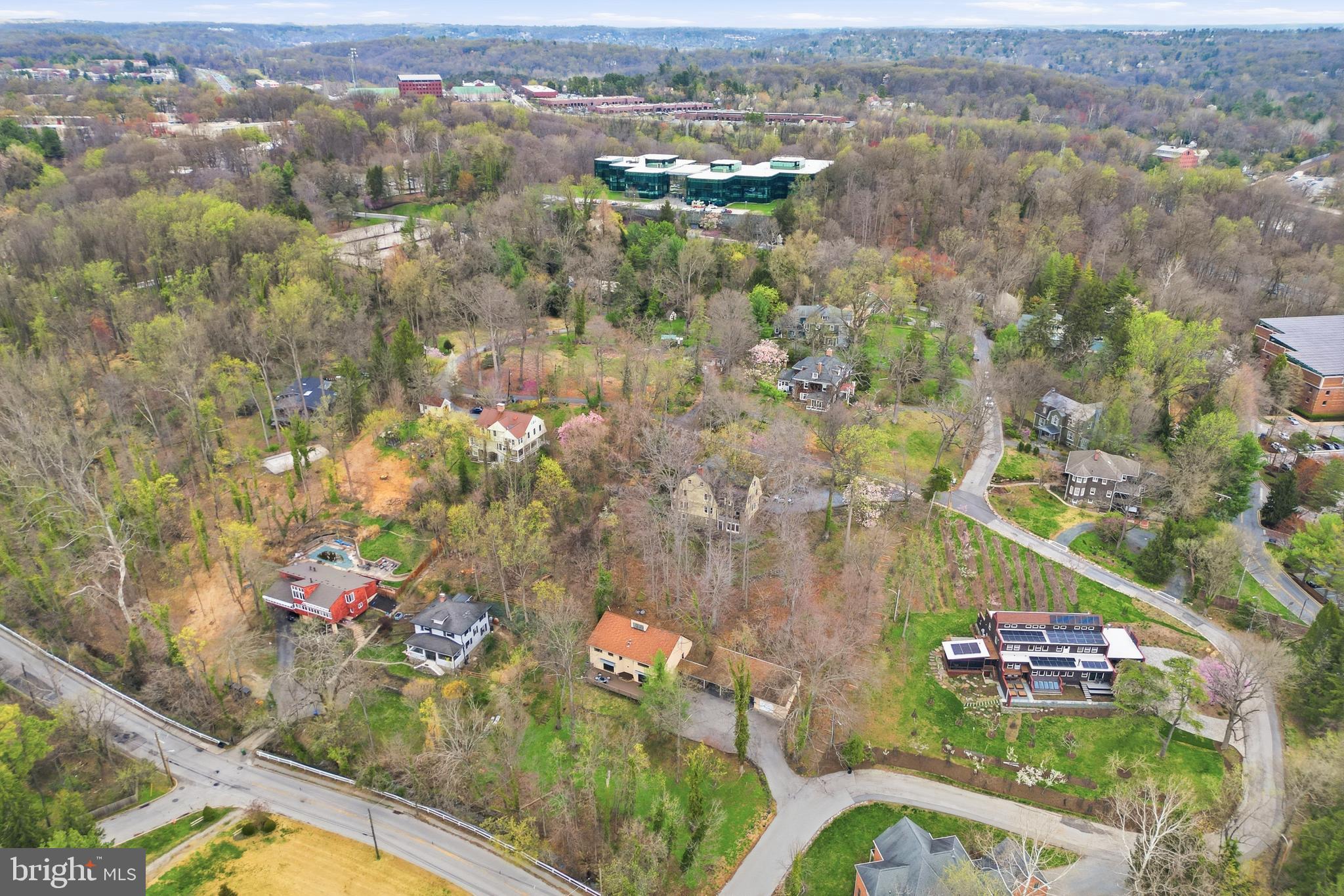 MOUNT WASHINGTON - Residential