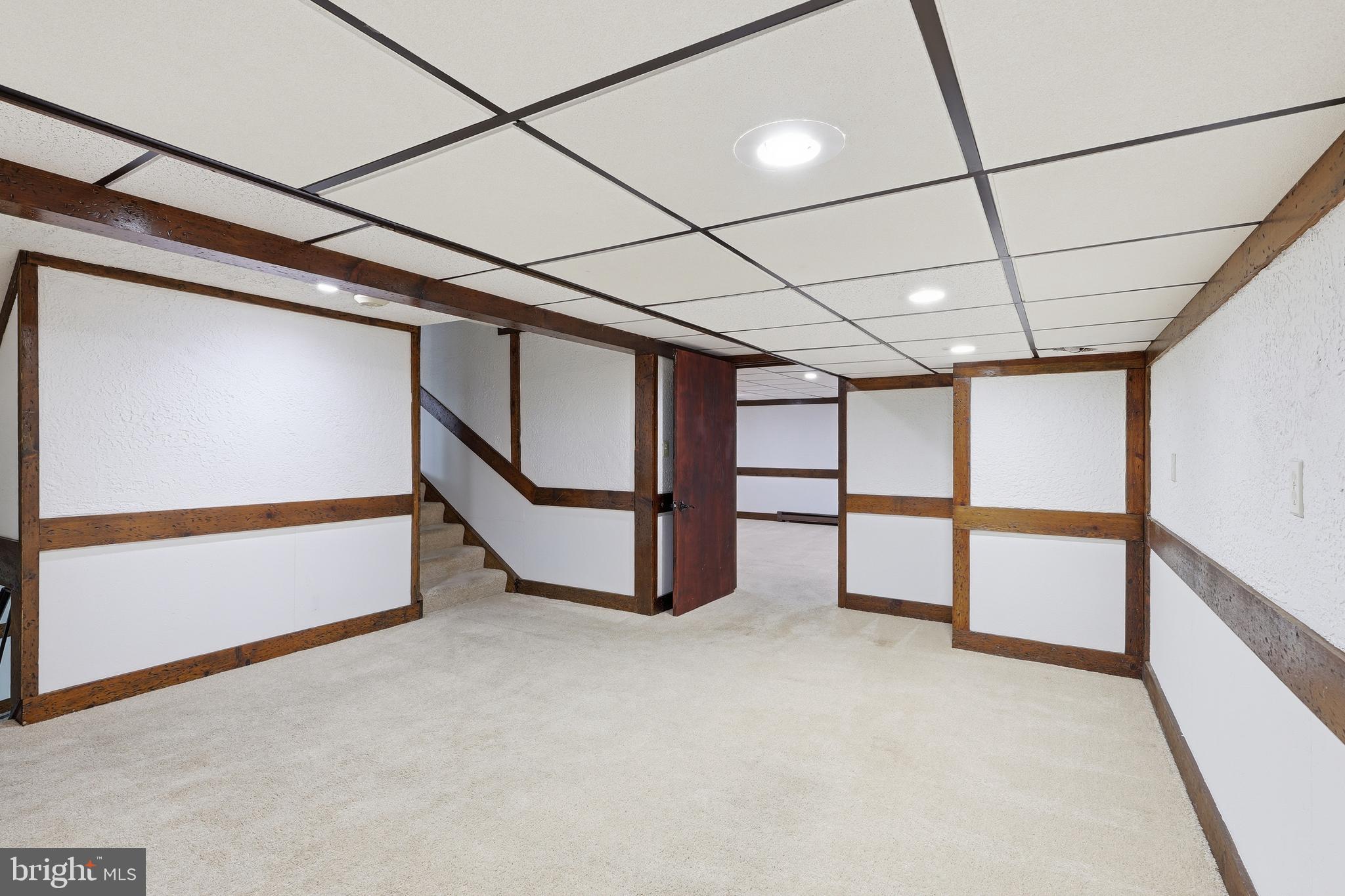 MOUNT WASHINGTON - Residential