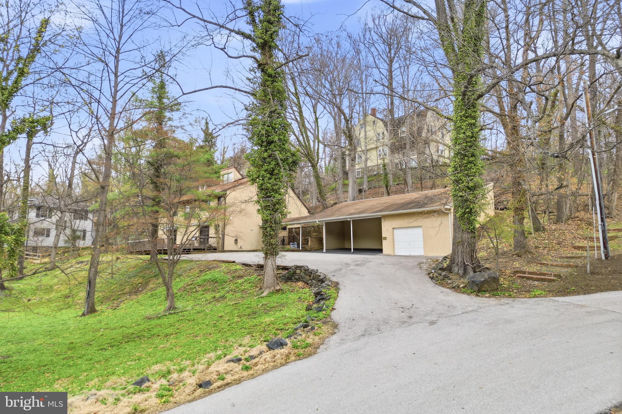 MOUNT WASHINGTON - Residential