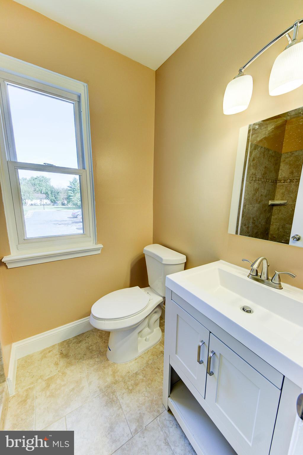 VIRGINIA KNOLLS - Residential