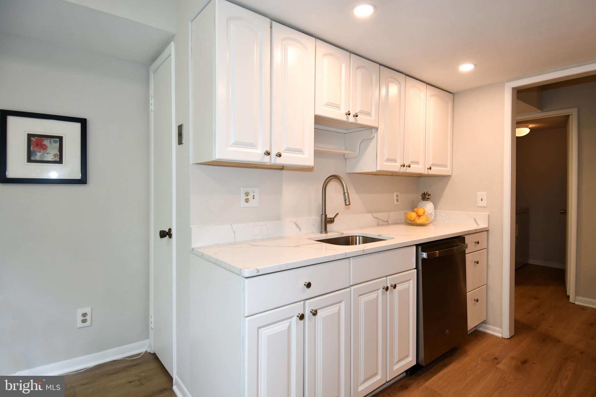 15300 BEAVERBROOK COURT 88-2H