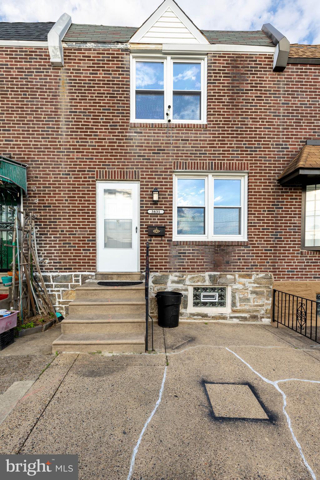 JUNIATA - Residential