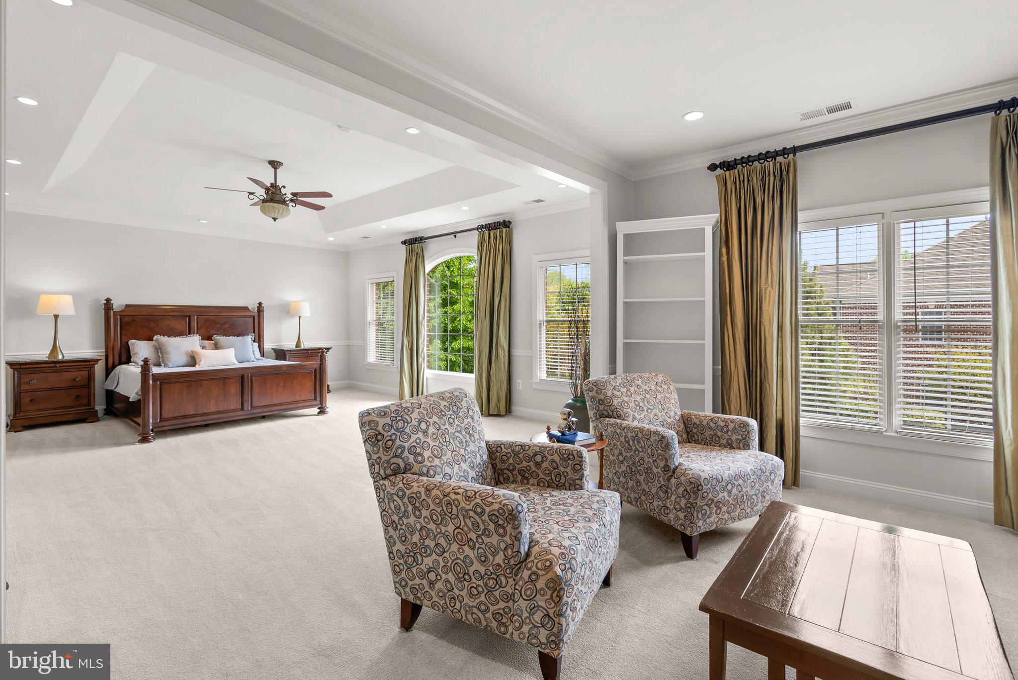 MADRILLON MANORS - Residential