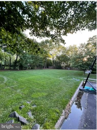 MADRILLON MANORS - Residential