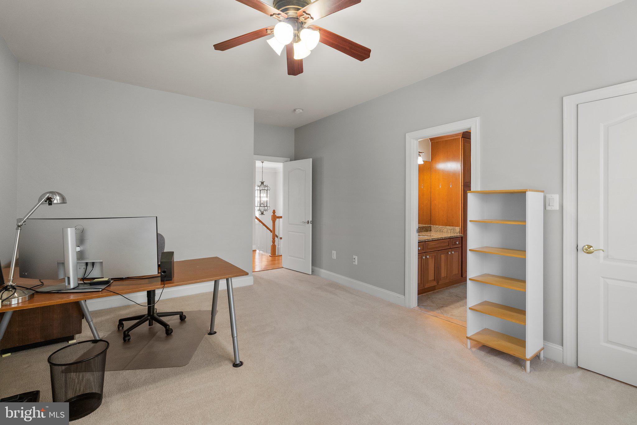 MADRILLON MANORS - Residential