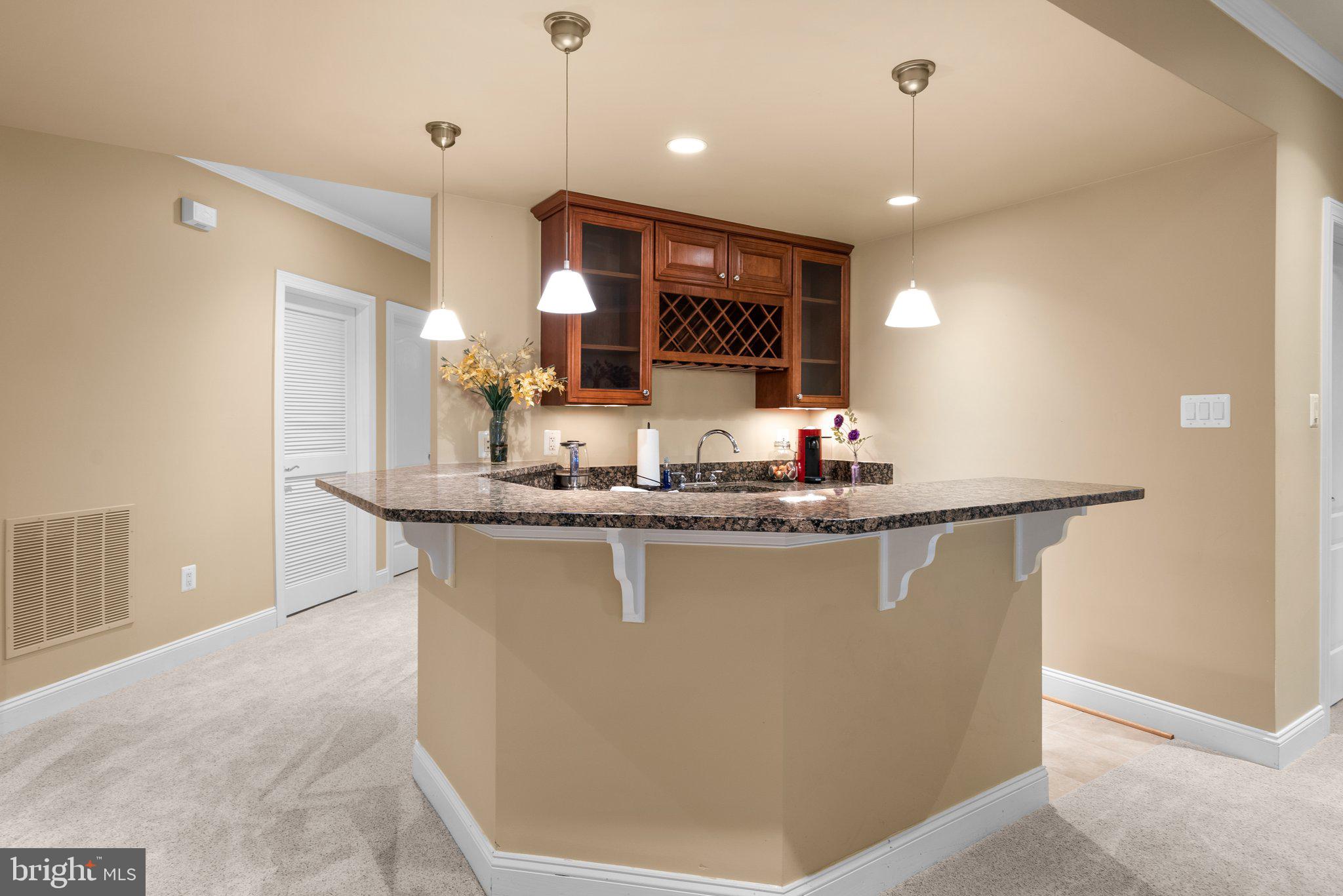 MADRILLON MANORS - Residential