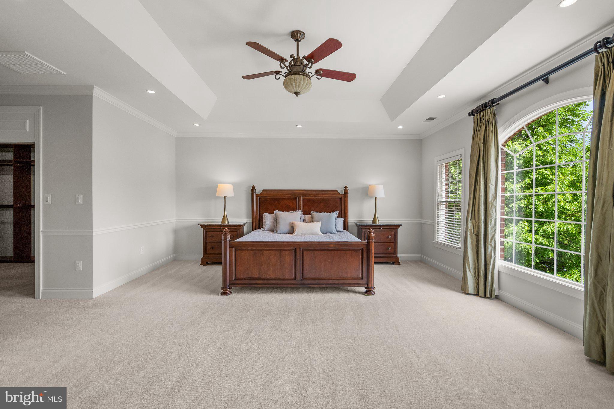 MADRILLON MANORS - Residential