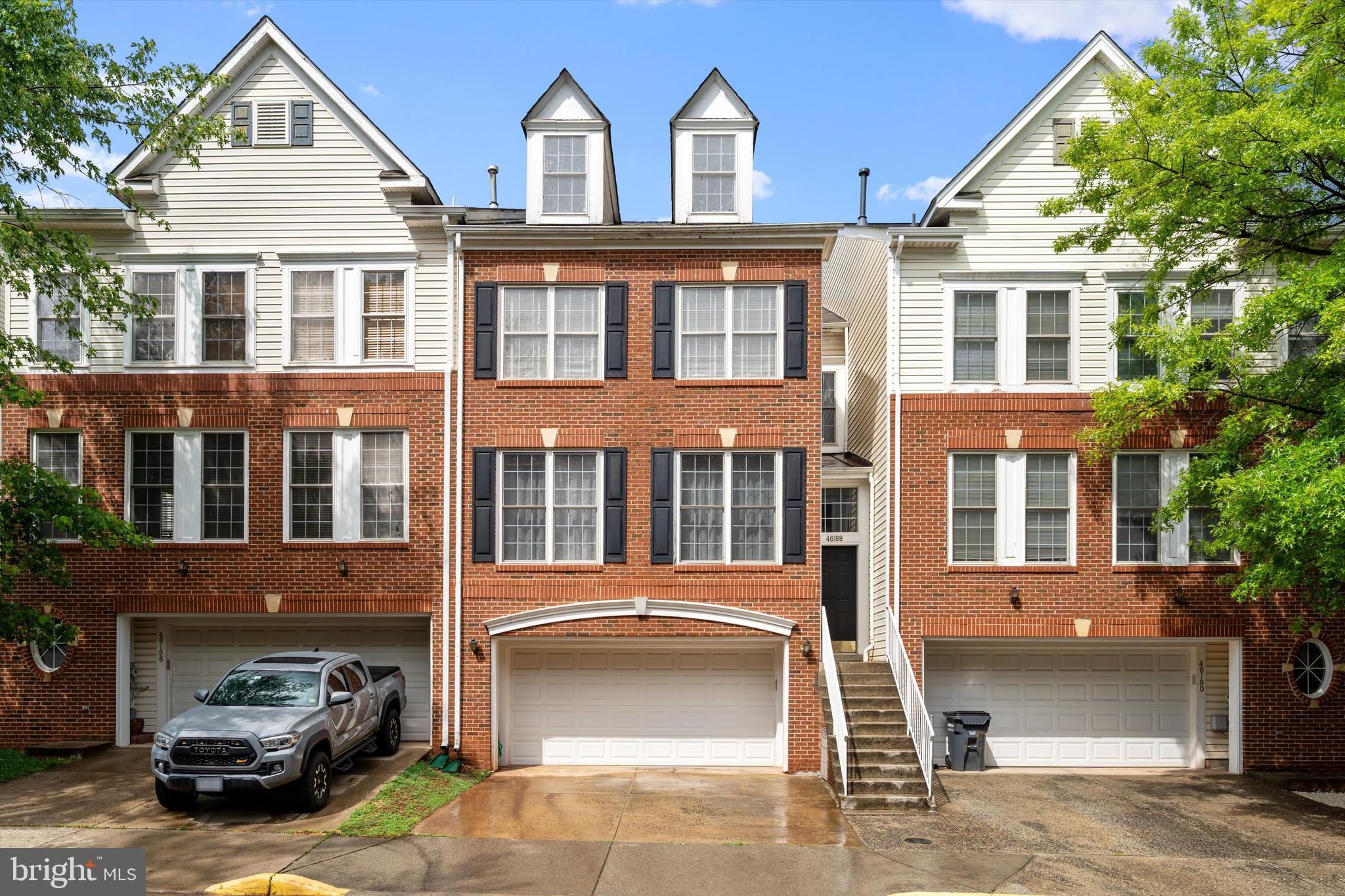 POTOMAC LAKES - Residential Lease