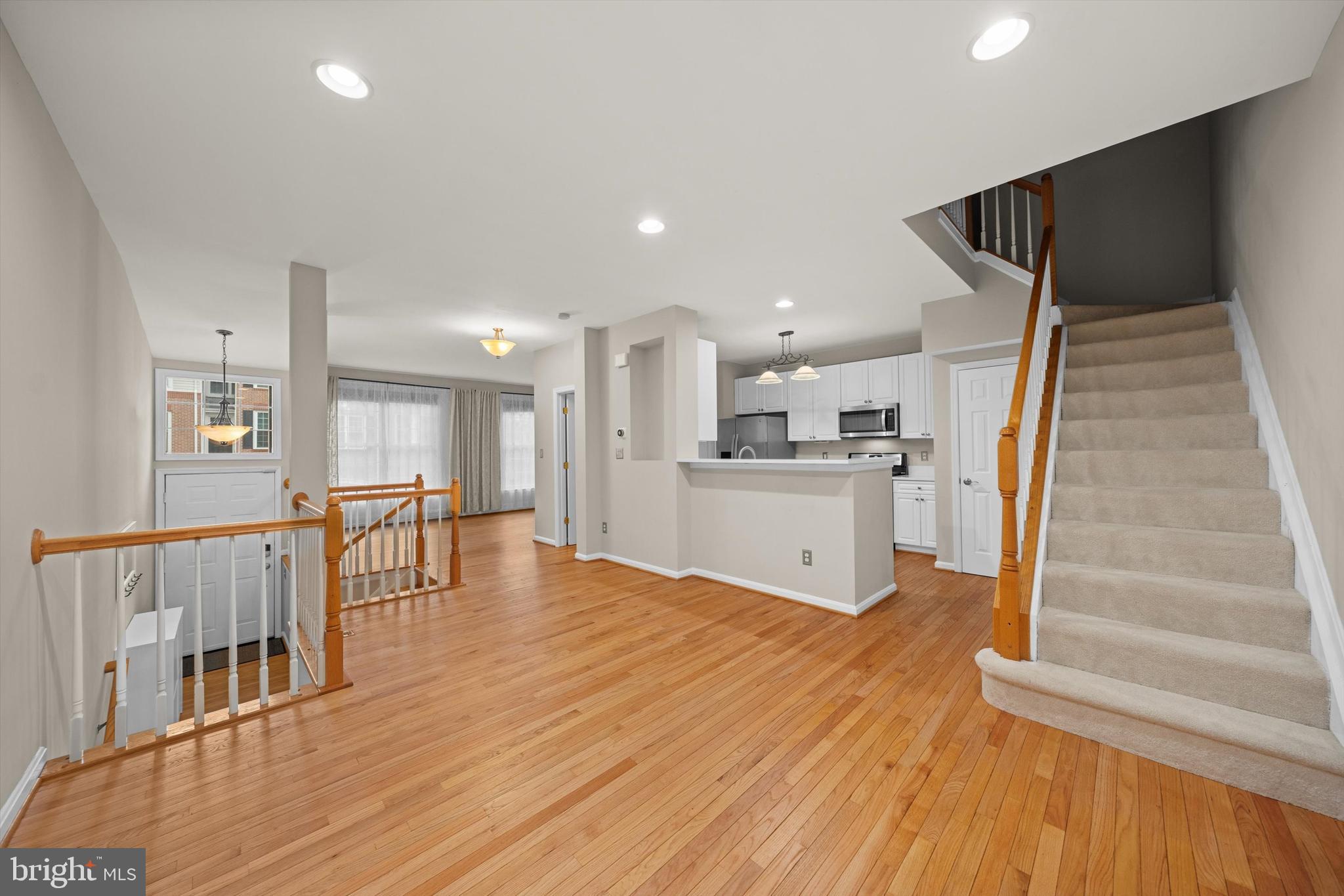 POTOMAC LAKES - Residential Lease