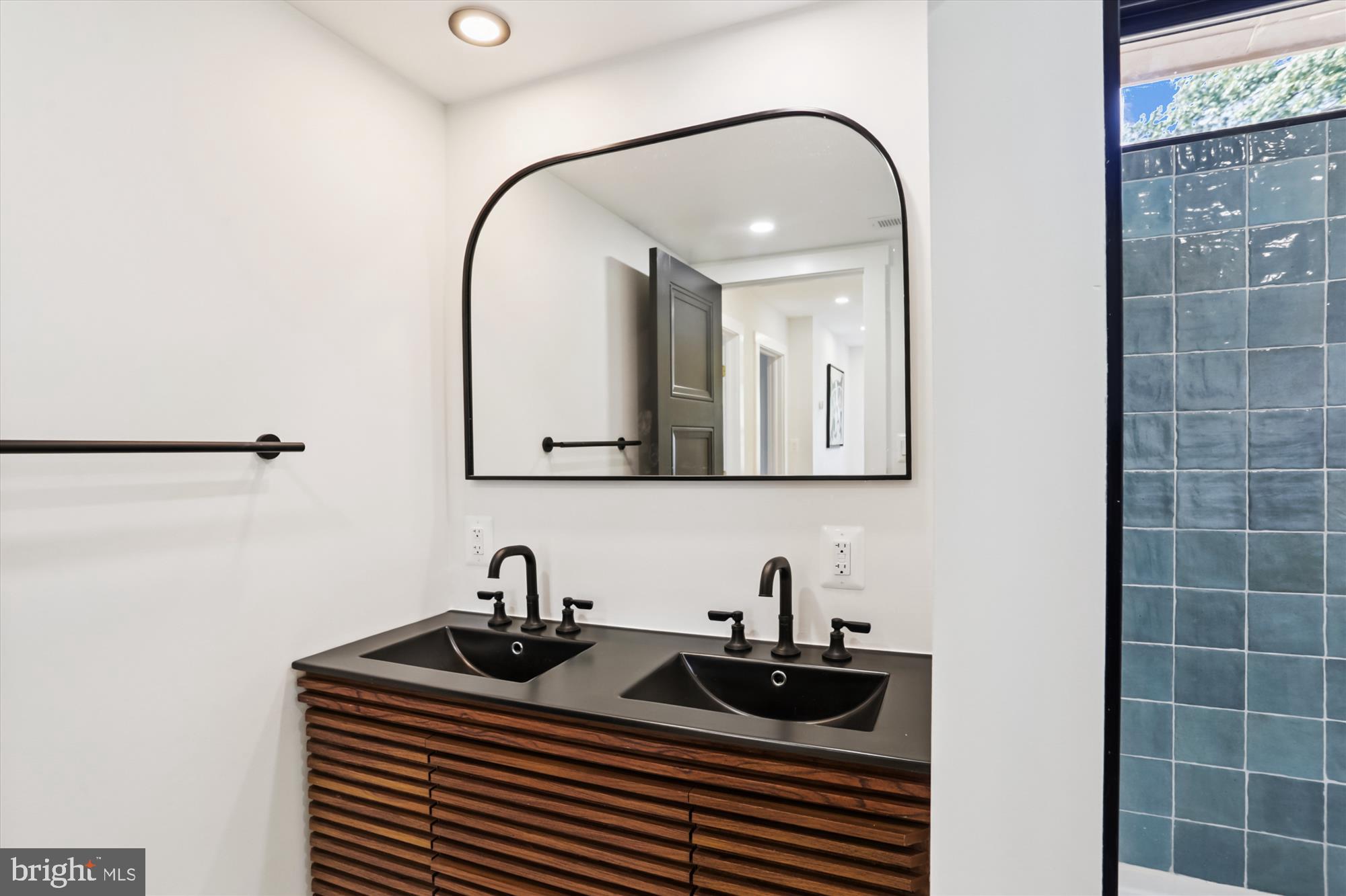 TAKOMA PARK - Residential