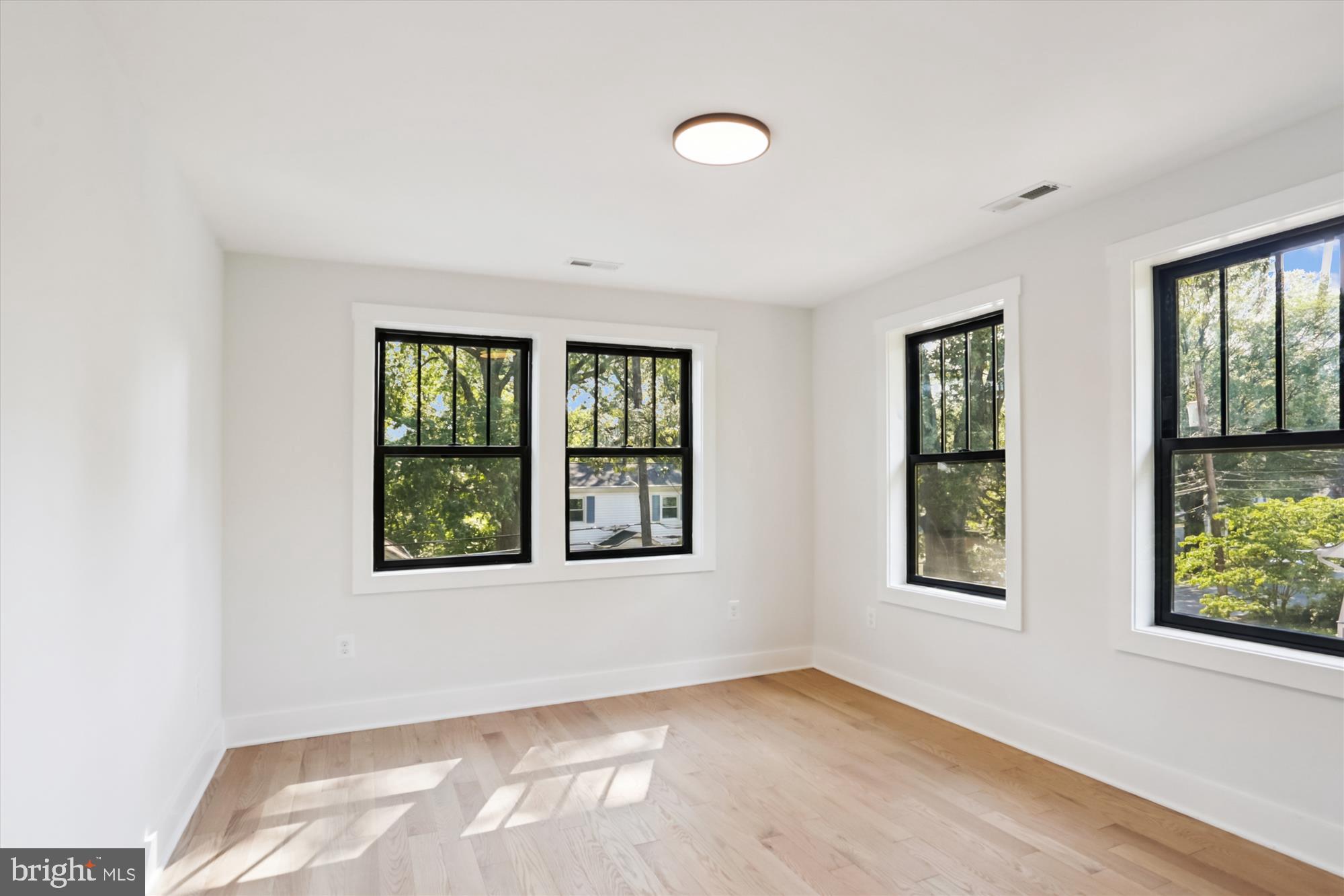 TAKOMA PARK - Residential