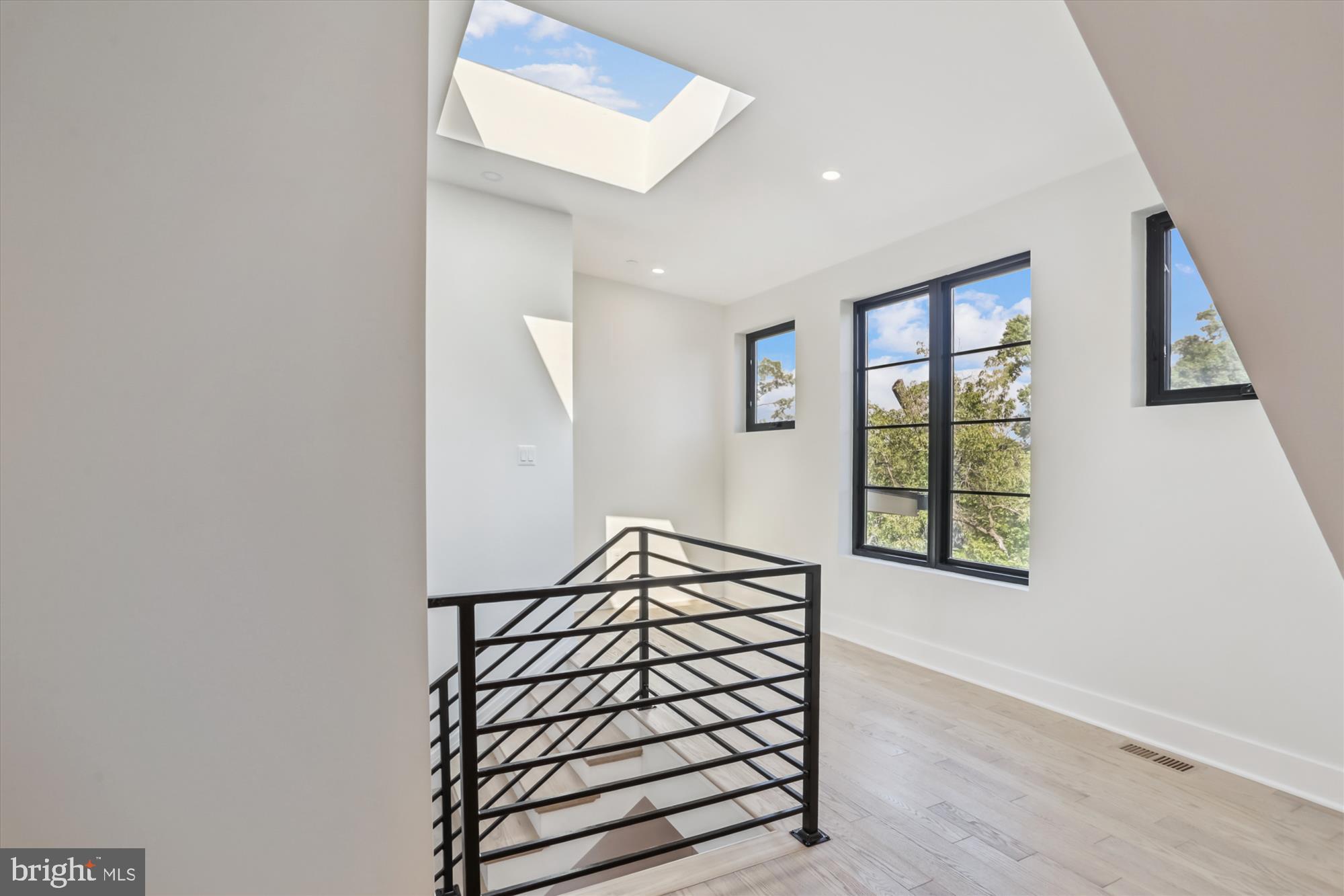 TAKOMA PARK - Residential