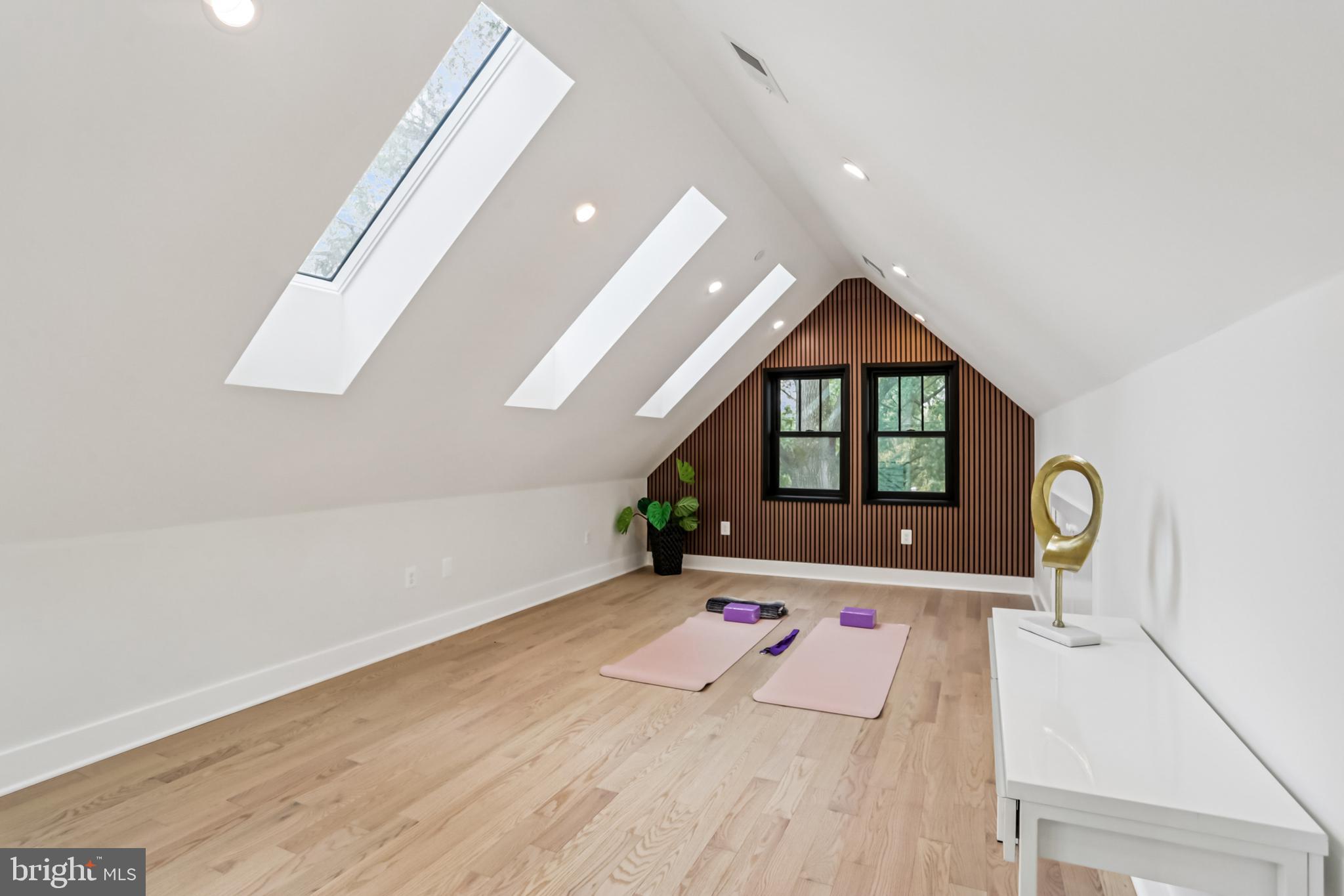 TAKOMA PARK - Residential