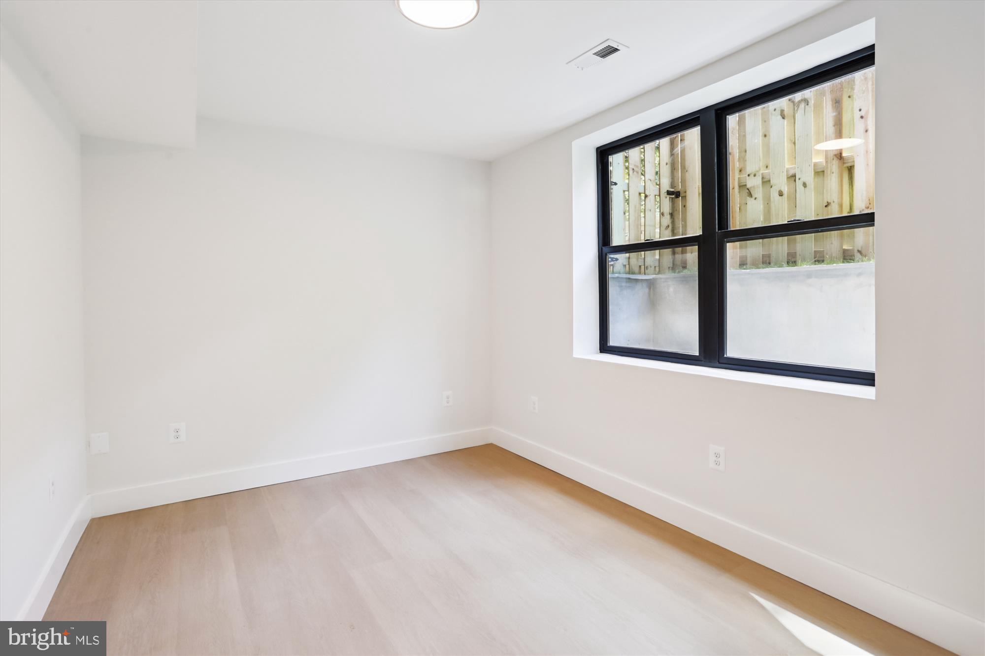 TAKOMA PARK - Residential