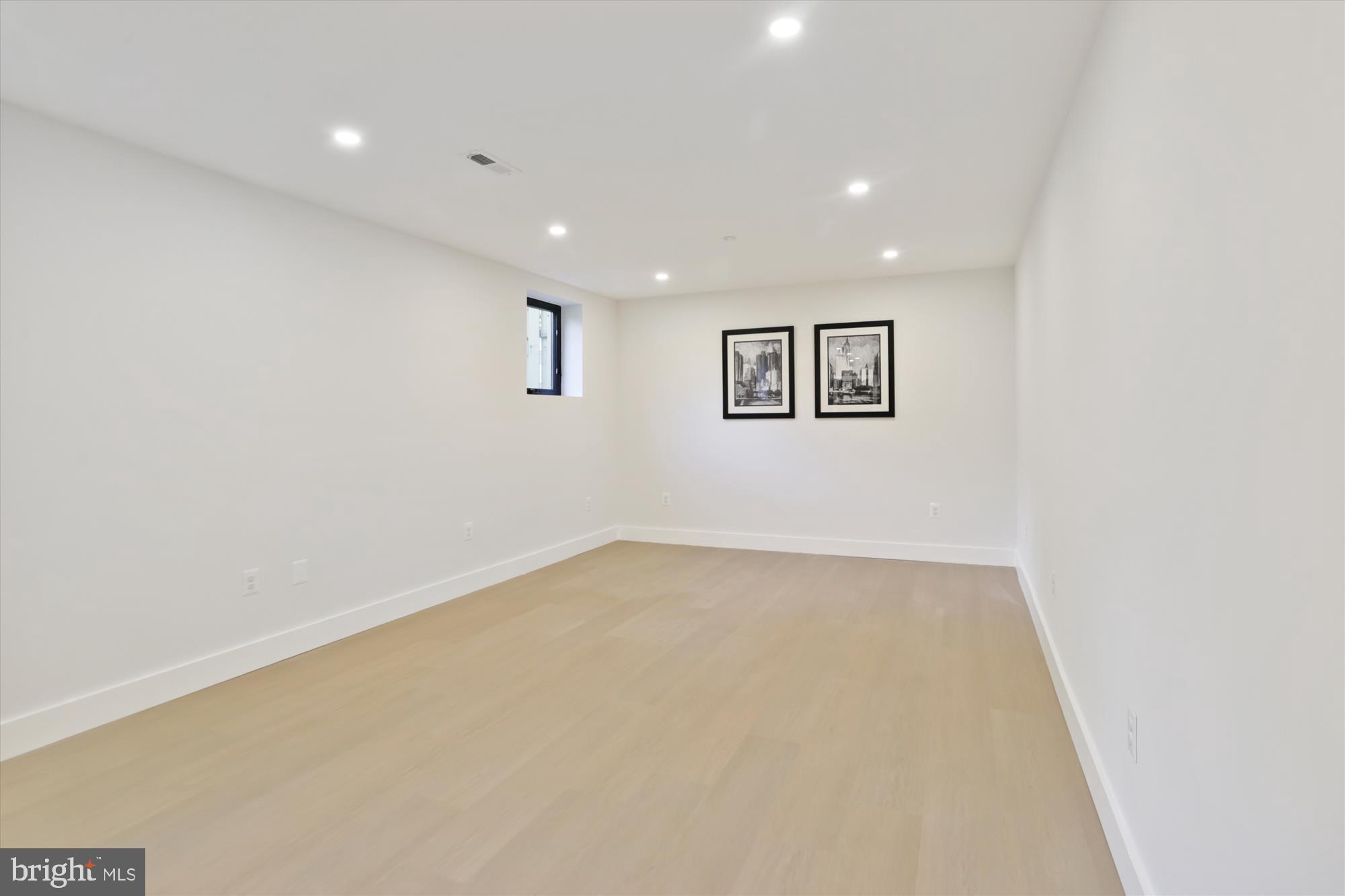 TAKOMA PARK - Residential