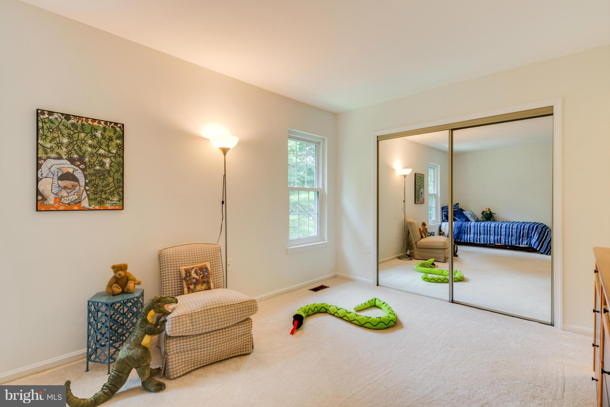 BURKE CENTRE - Residential