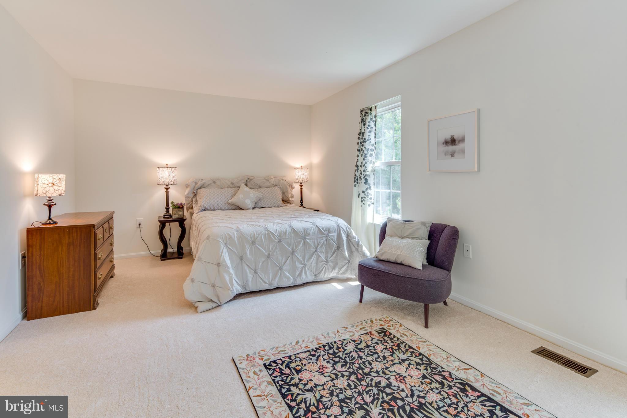 BURKE CENTRE - Residential