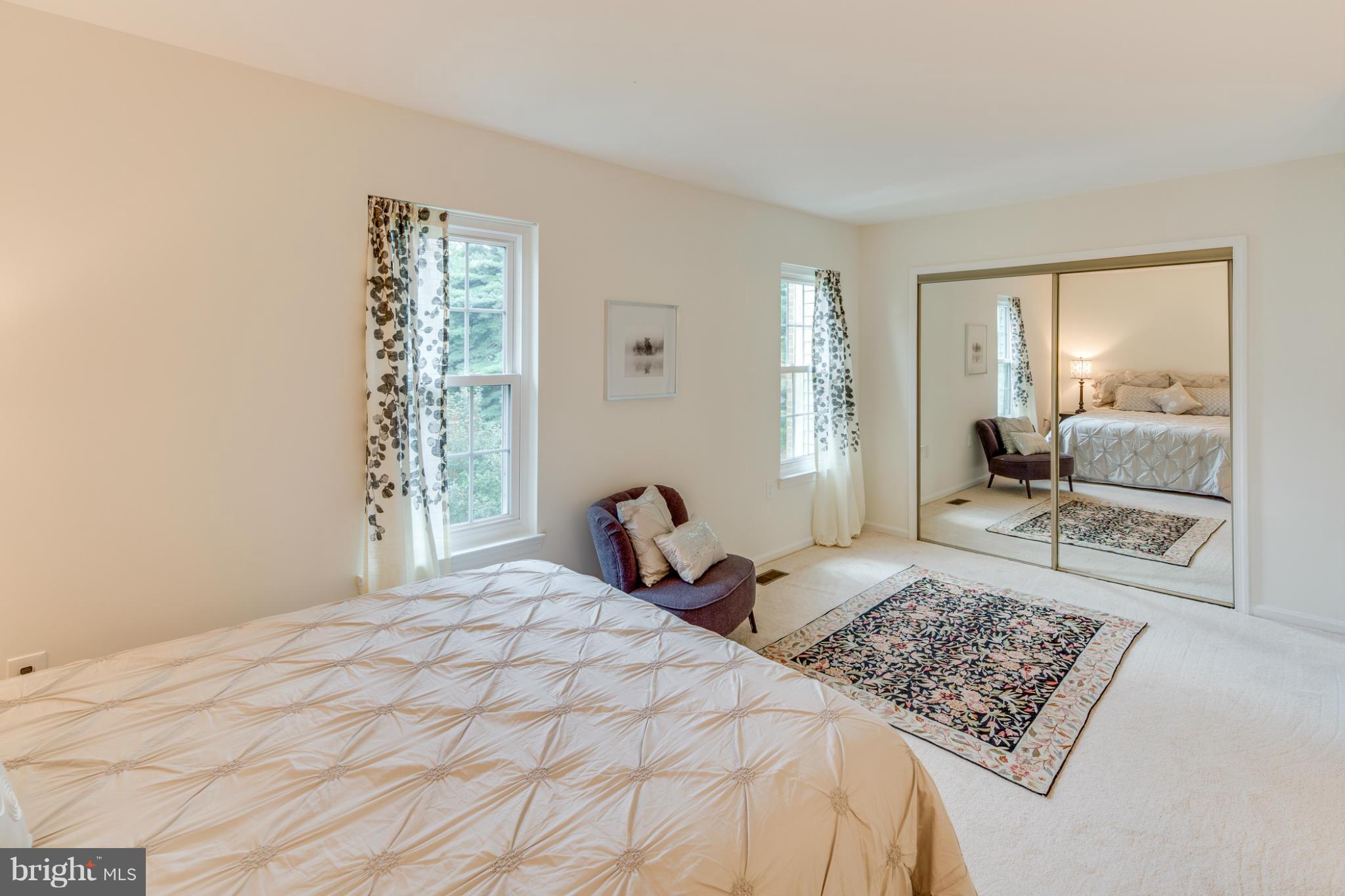 BURKE CENTRE - Residential