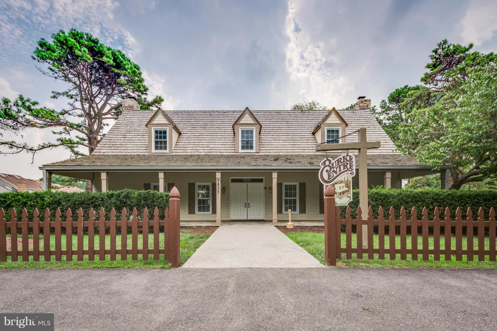 BURKE CENTRE - Residential