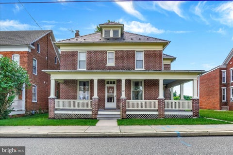 Homes For Sale - 237 S Pleasant Avenue<br/> DALLASTOWN, PA 17313