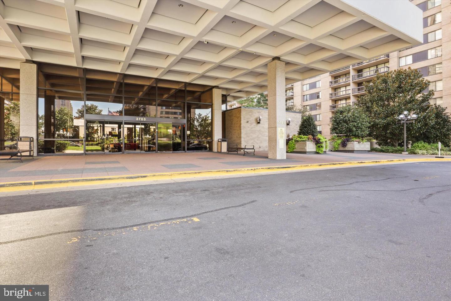 3705 S GEORGE MASON DRIVE 2202S