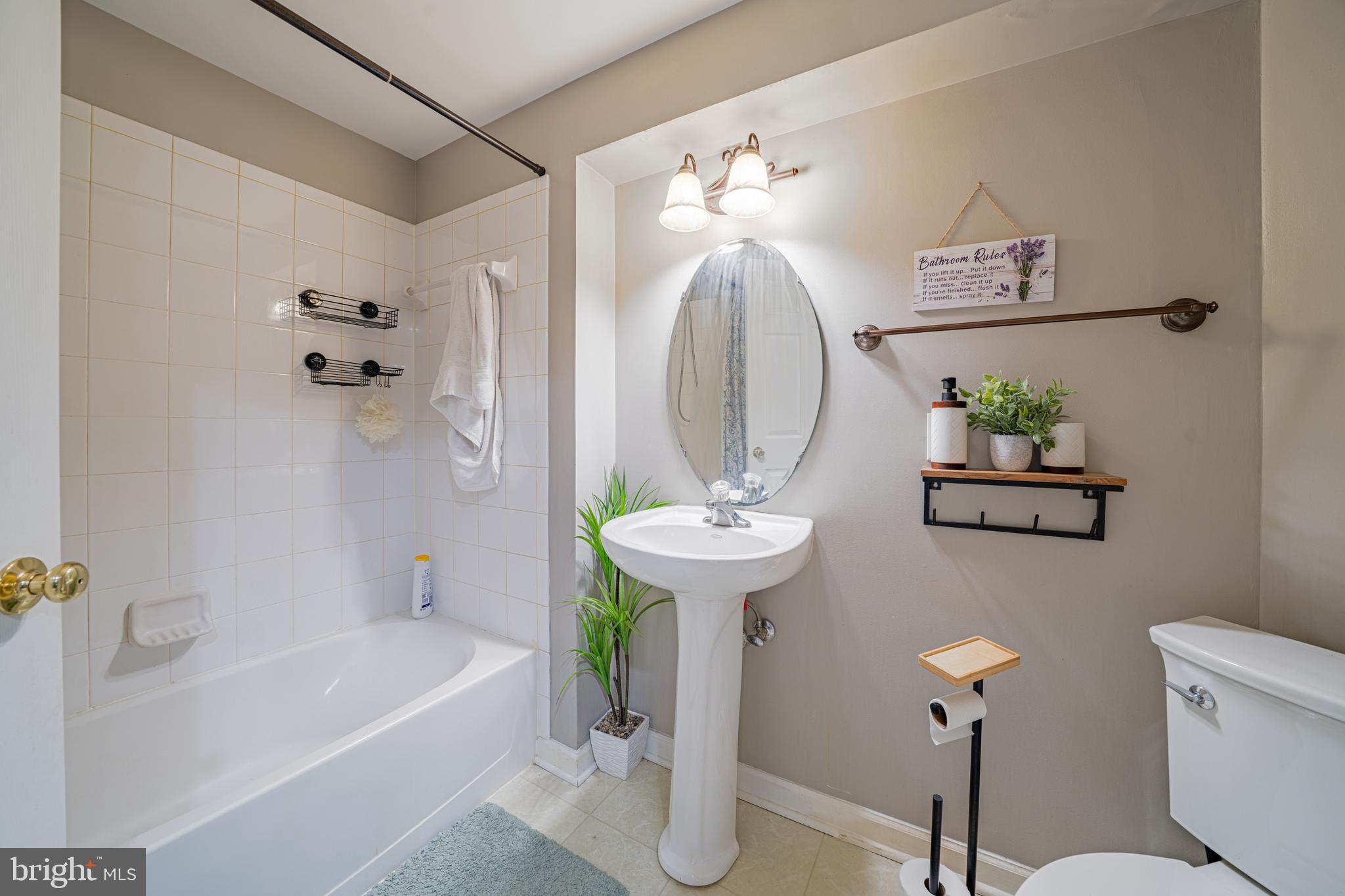 HAGERS CROSSING - Residential