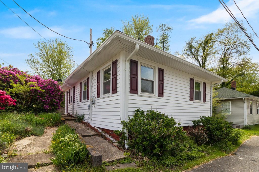 Photo of 3925 Old Bayside Rd, CHESAPEAKE BEACH, MD 20732 (MLS # MDCA2026384)