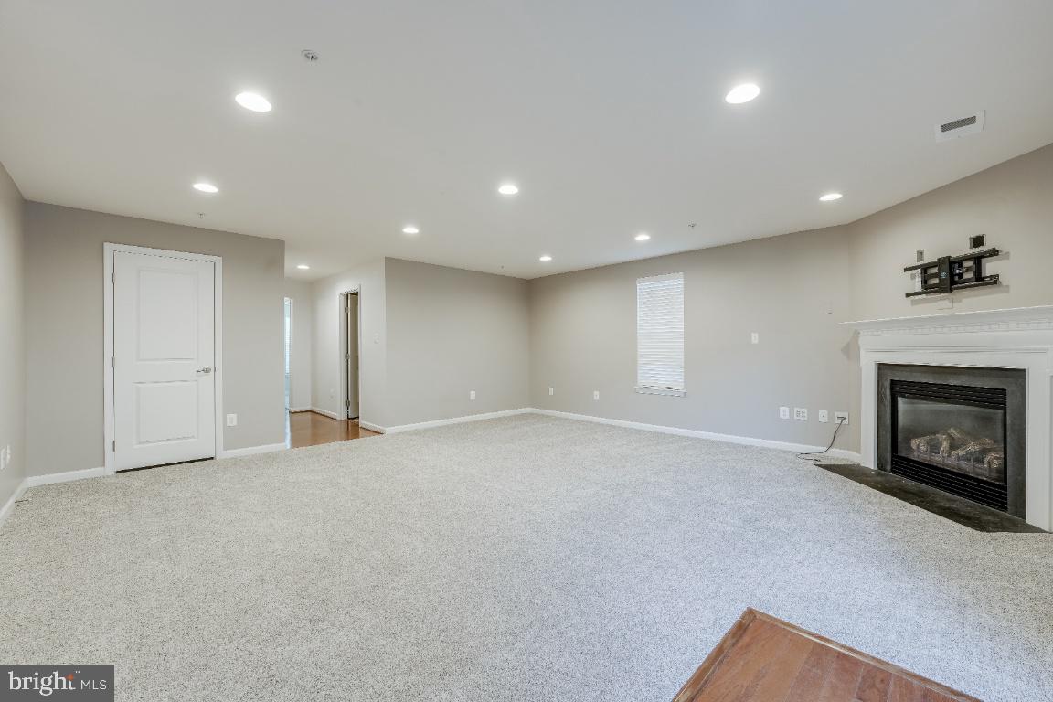 ST CHARLES SUB - FIELDSIDE - Residential