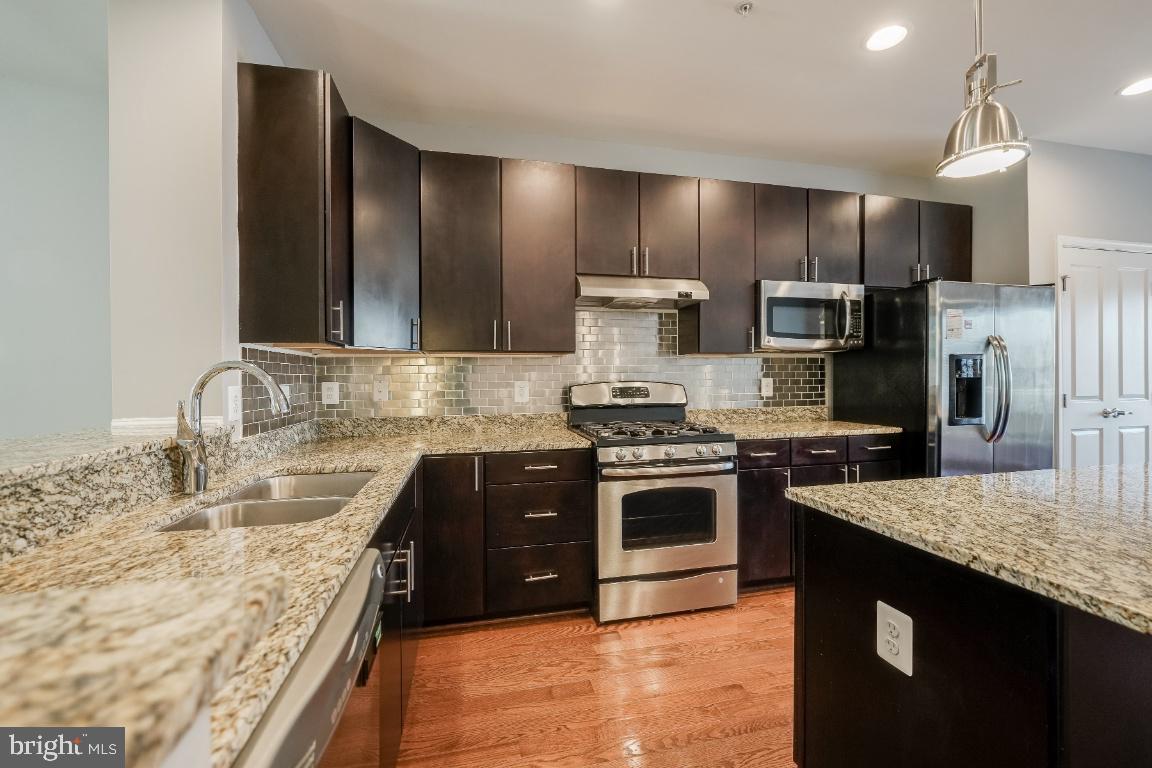 ST CHARLES SUB - FIELDSIDE - Residential