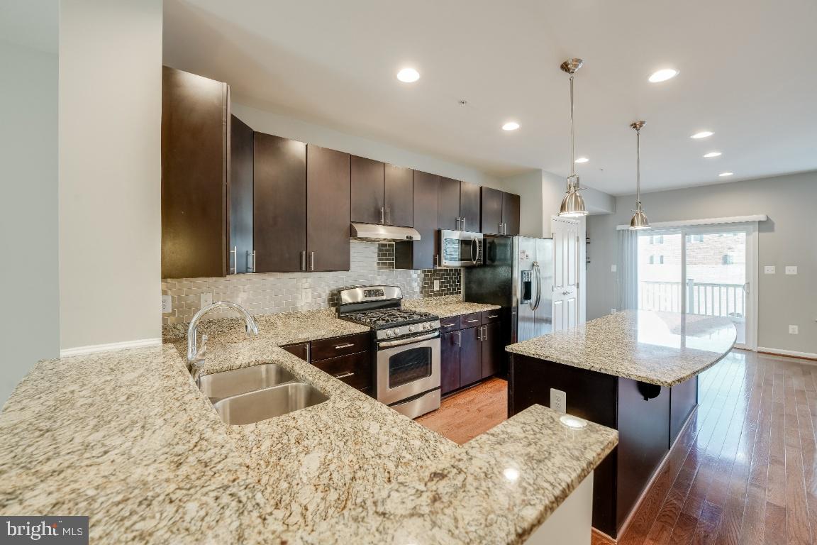 ST CHARLES SUB - FIELDSIDE - Residential